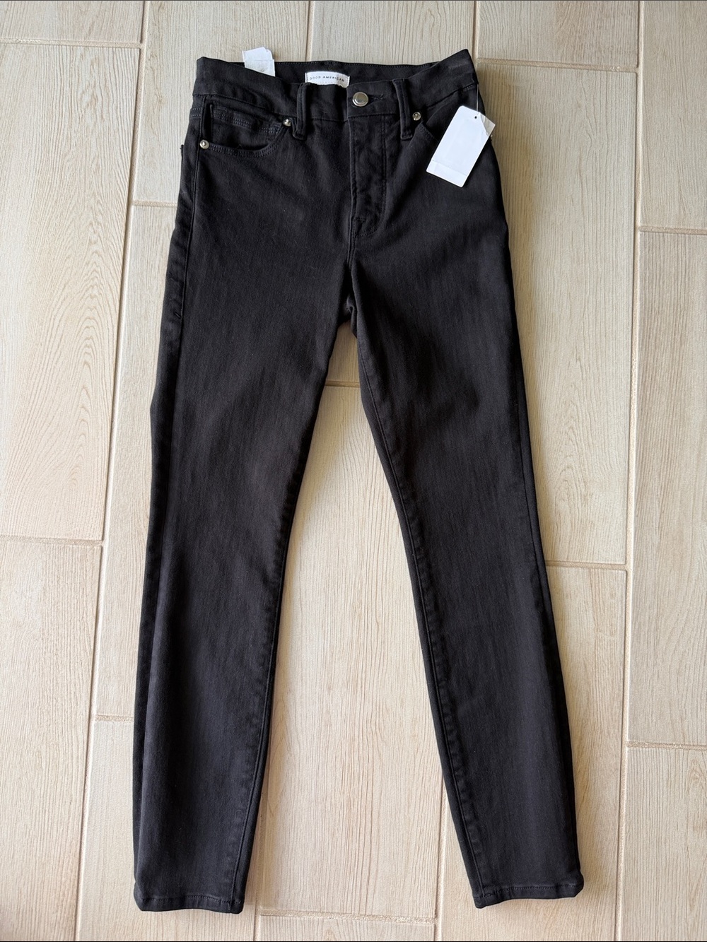 Good American Black Good legs crop jeans